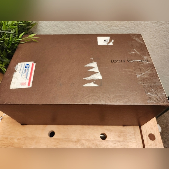 Louis Vuitton Mens Black Delaware Buckle In Damier Embossed Leather Size10 Shoes - Picture 13 of 13